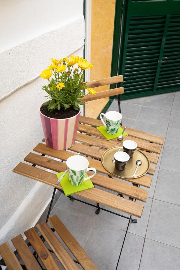 Via Calefati Land Apartment Bari Exterior photo
